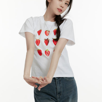 strawberry-graphic-cotton-tee-oa405 / White