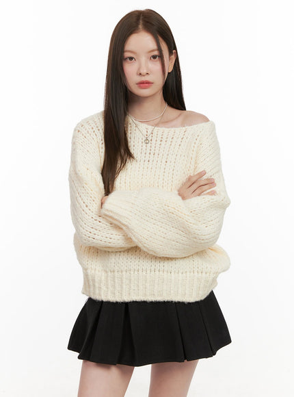 one-shoulder-solid-sweater-od412 / Light beige